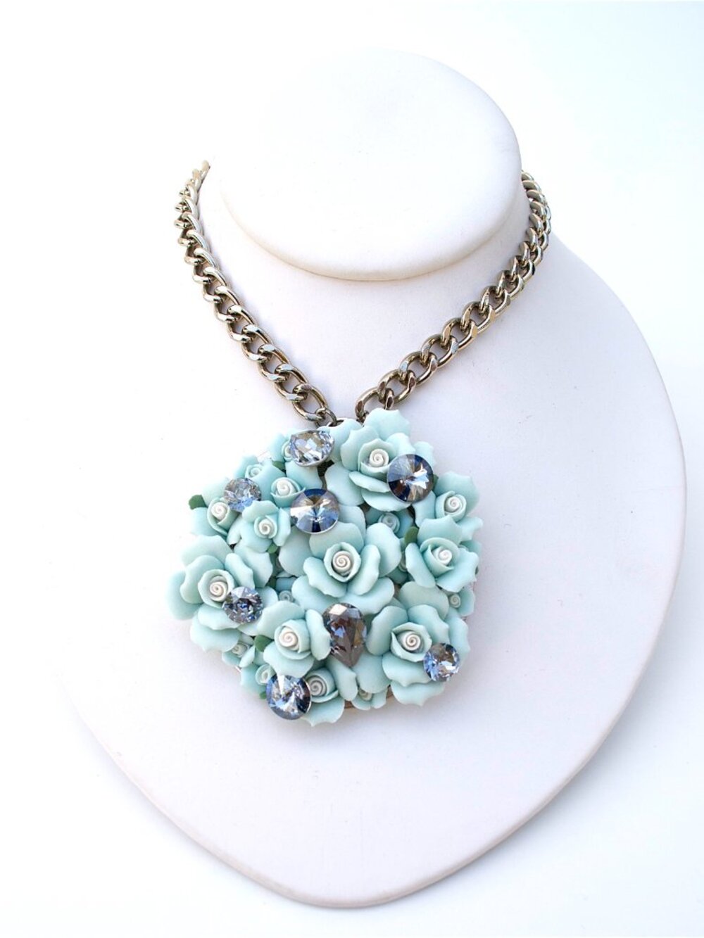 Gasoline Glamour Lady sings the blues MEDALLION Necklace💙🪻💎